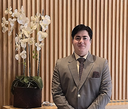 Dr. Shubham Srivastava